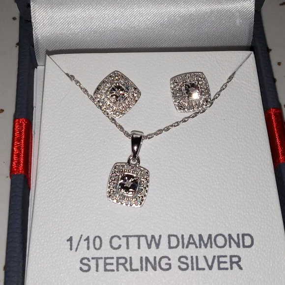 NWT - Sterling Silver Diamond Square Pendant & Stud Earring Set - White - Picture 2 of 4